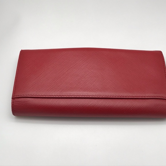 Salvatore Ferragamo Red Leather Vara Bow Closure Wallet  EUC - Picture 16 of 16